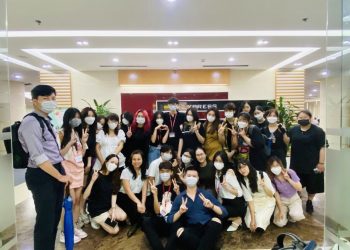 A visit to Vnexpress with students majoring in Journalism and Mass Communication, Mingchuan University, Taiwan.