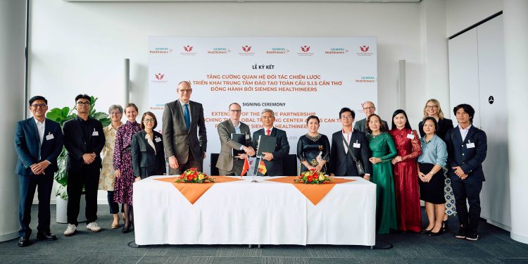 Siemens Healthineers và Bệnh viện Đa khoa Quốc tế S.I.S Cần Thơ tăng cường quan hệ đối tác chiến lược